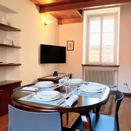 Downtown - Historic Centre By Villavistalago Varenna