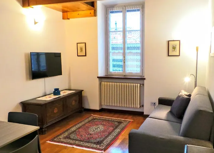 Nyaraló Downtown - Historic Centre By Villavistalago *