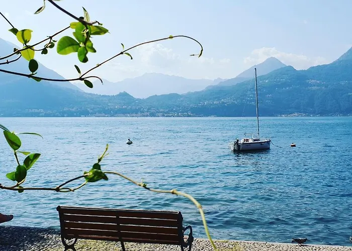 펜션 Downtown - Historic Centre By Villavistalago 바레나